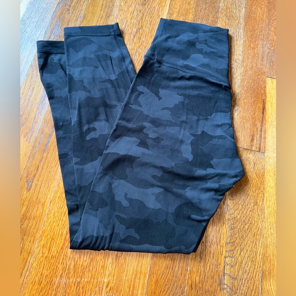 Lululemon align camouflage leggings size 6 - Picture 1 of 5
